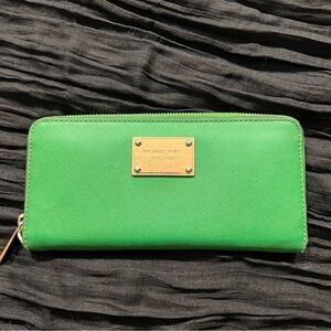 Michael Kors Kelly Green Zip Wallet